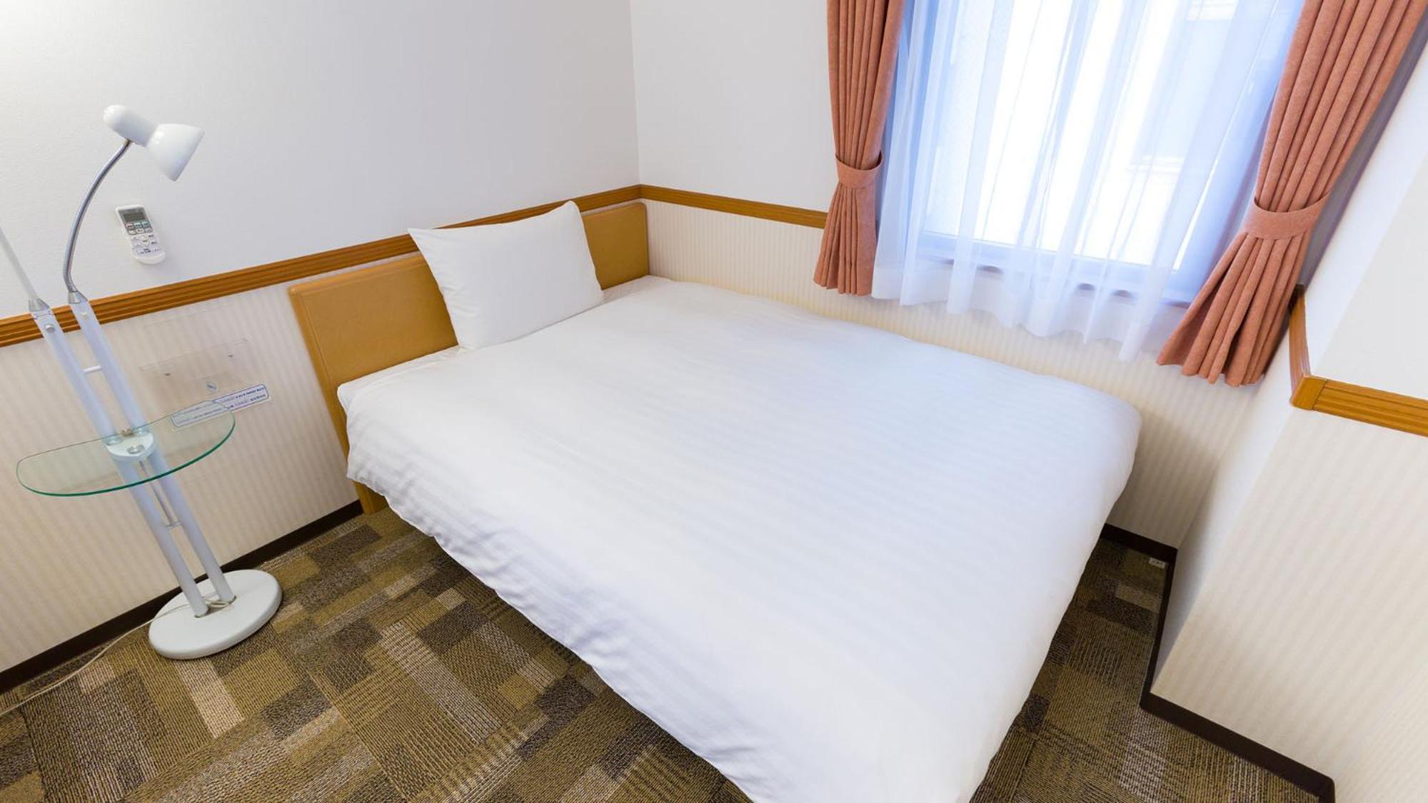 Toyoko Inn Kobe Sannomiya-Eki Higashi Szoba fotó